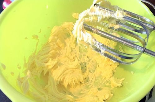 Рецепт вкусного и необычного кекса в мультиварке - пошагово с фото