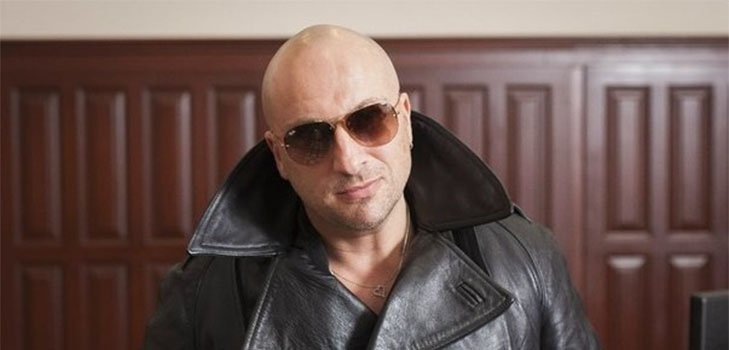 Дмитрий Нагиев признался, почему ходит в темных очках