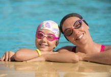 Миллионы лет до нашей эры: мы вышли на сушу, но до сих пор любим плавать. Как собраться в бассейн и зачем нужно взять плавательные очки и шапочку для бассейна