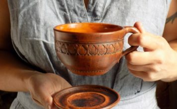 Чем популярна глиняная посуда?