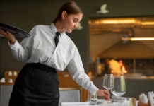 Работа в общепите: плюсы и почему стоит туда идти