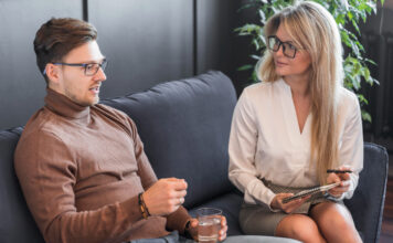 Психолог по отношениям: личная консультация психолога