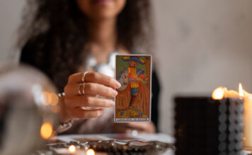 Расклады Таро: точные ответы карт, популярные схемы и значение каждой позиции