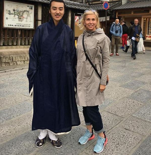 «В голове всё равно мужики»: Алёна Свиридова путешествует по Японии